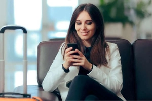 CHỊ ISABELLA - ADELAIDE